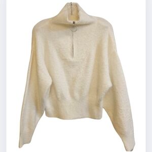H&M Fuzzy Knit Sweater XS White AD-1556